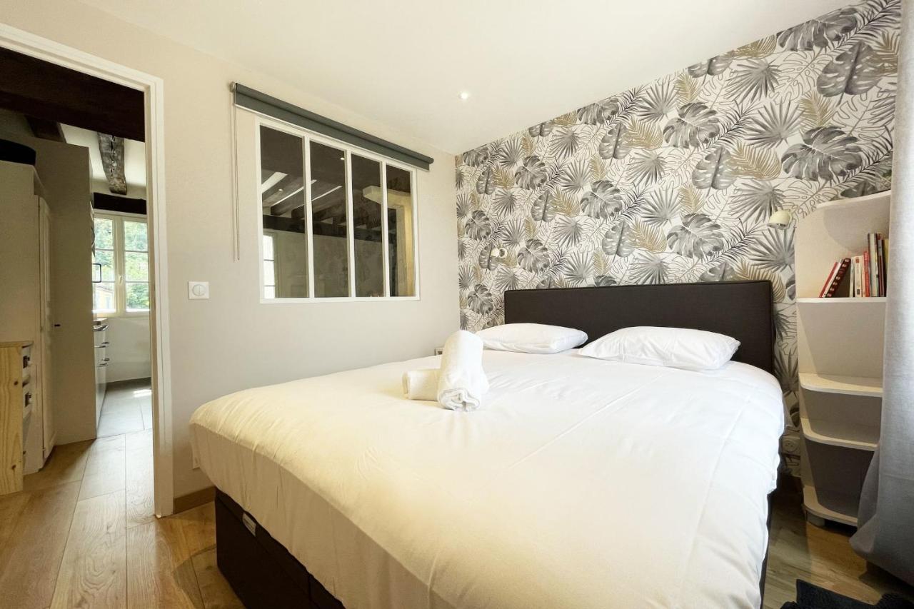 Arts Et Histoires Apartment Chartres Exterior photo