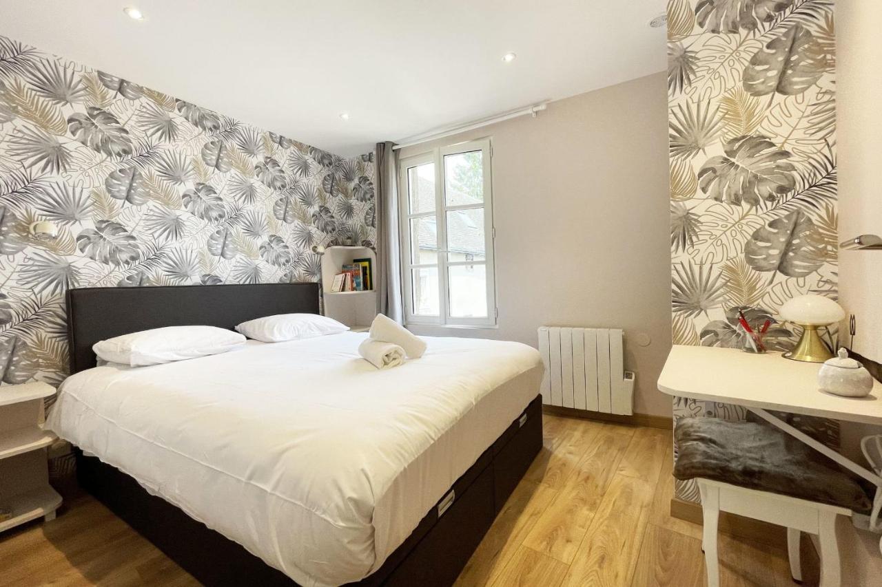 Arts Et Histoires Apartment Chartres Exterior photo