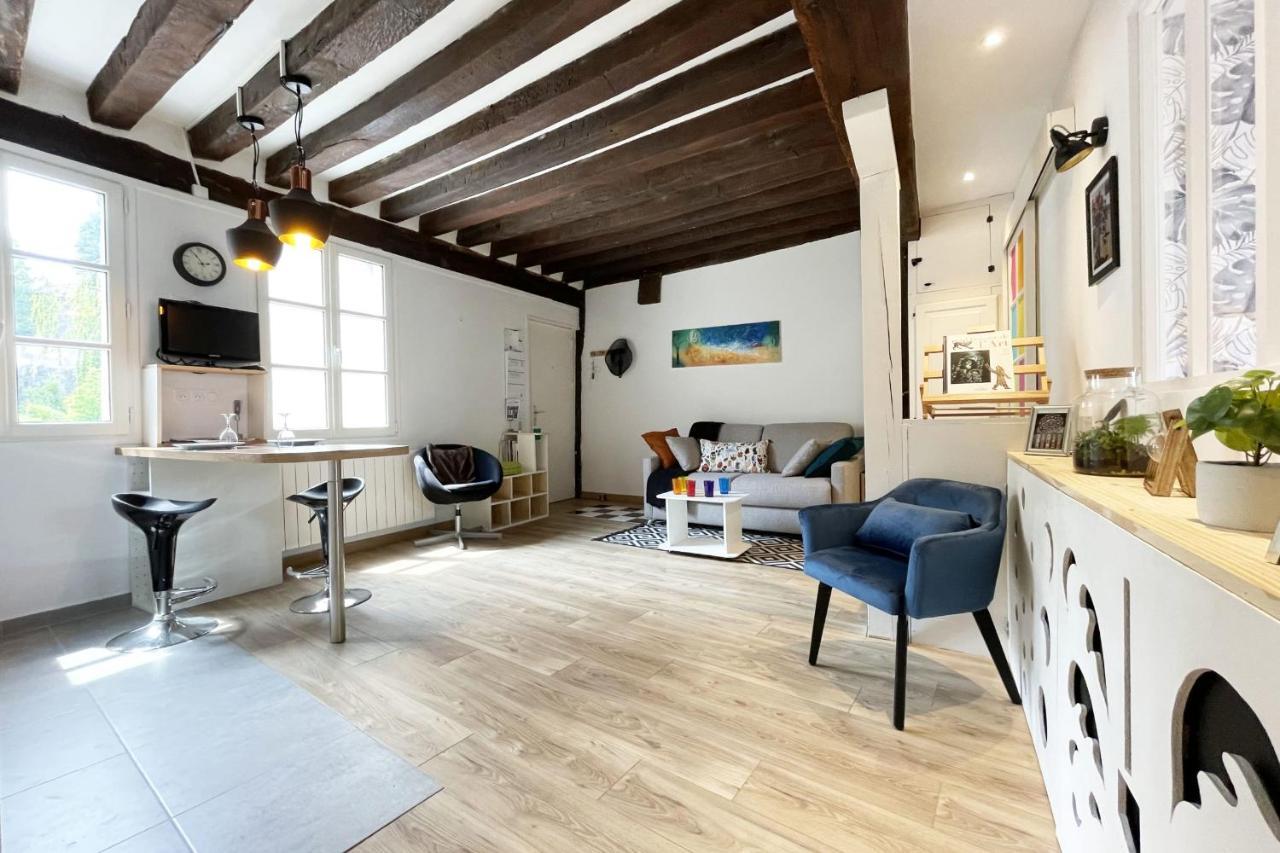 Arts Et Histoires Apartment Chartres Exterior photo